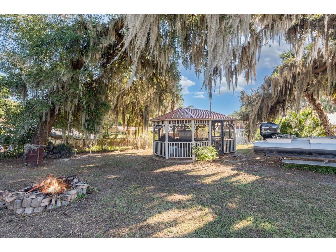 404 Grand Rondo E Crescent City FL 32112 - LAKE STELLA V4945996 image28