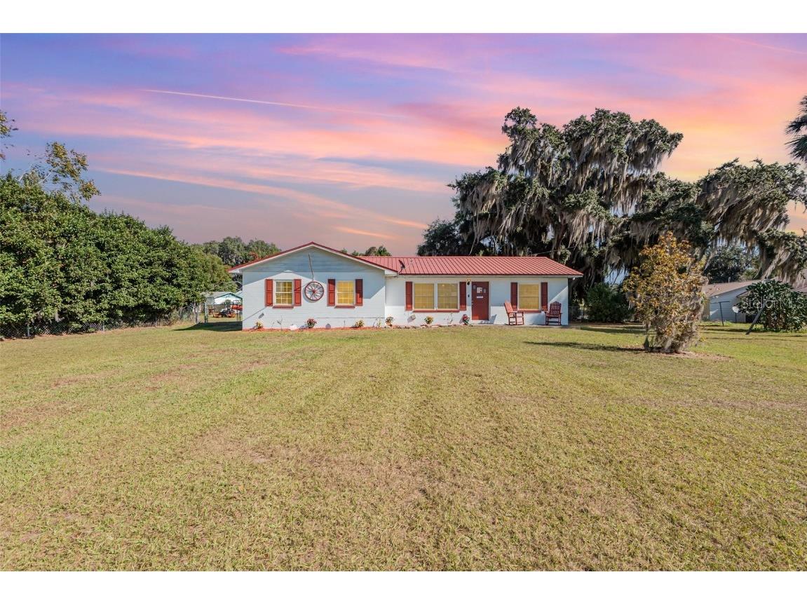 404 Grand Rondo E Crescent City FL 32112 - LAKE STELLA V4945996 image3