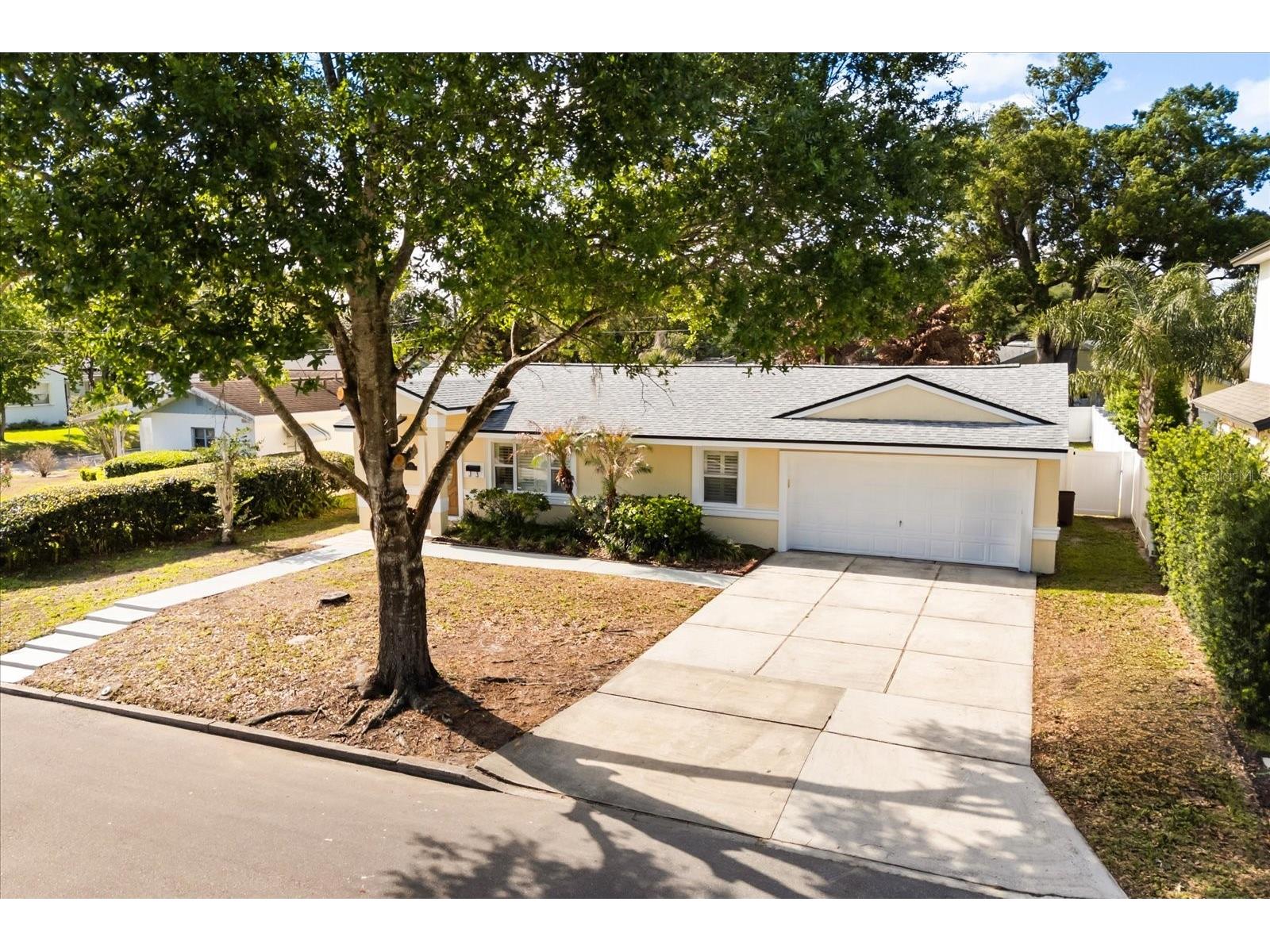 404 Hazel Court Orlando FL 32804 O6399432 image1