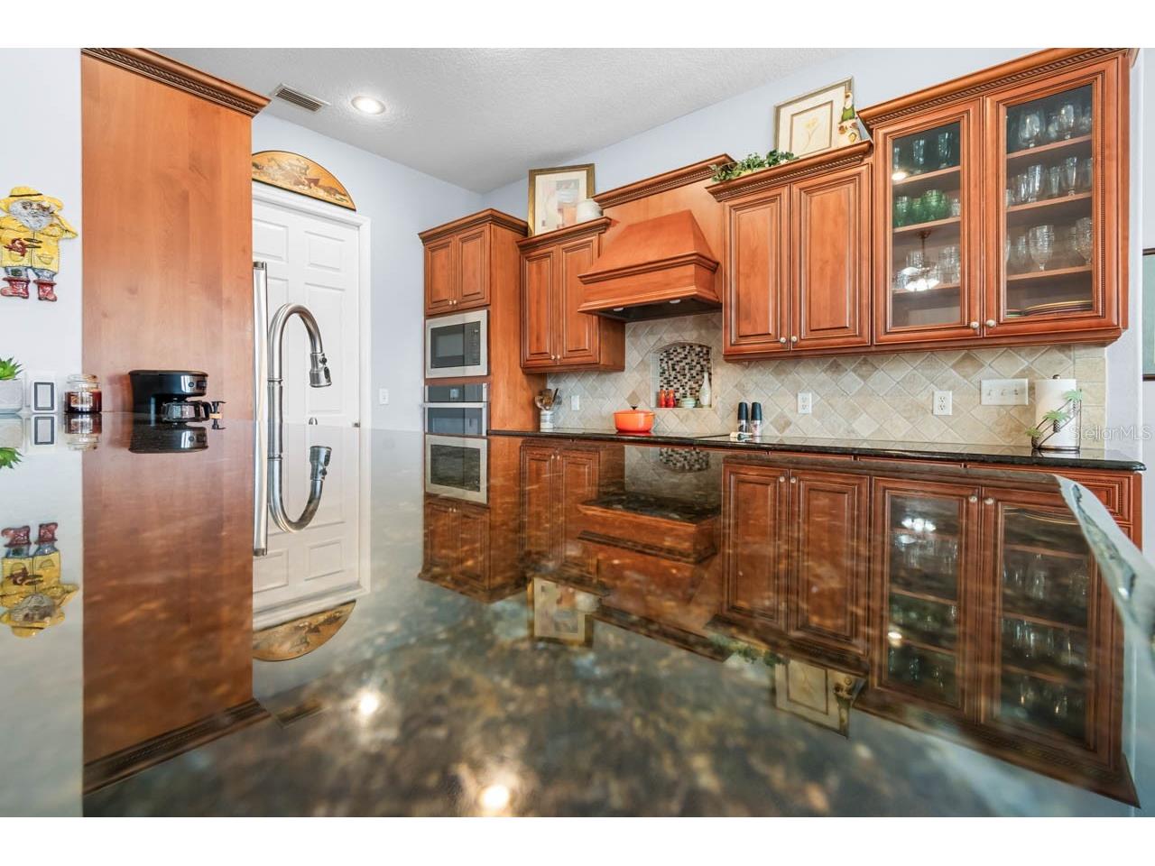 404 Inlet Road Ruskin FL 33570 - RUSKIN INLET TB8467948 image18