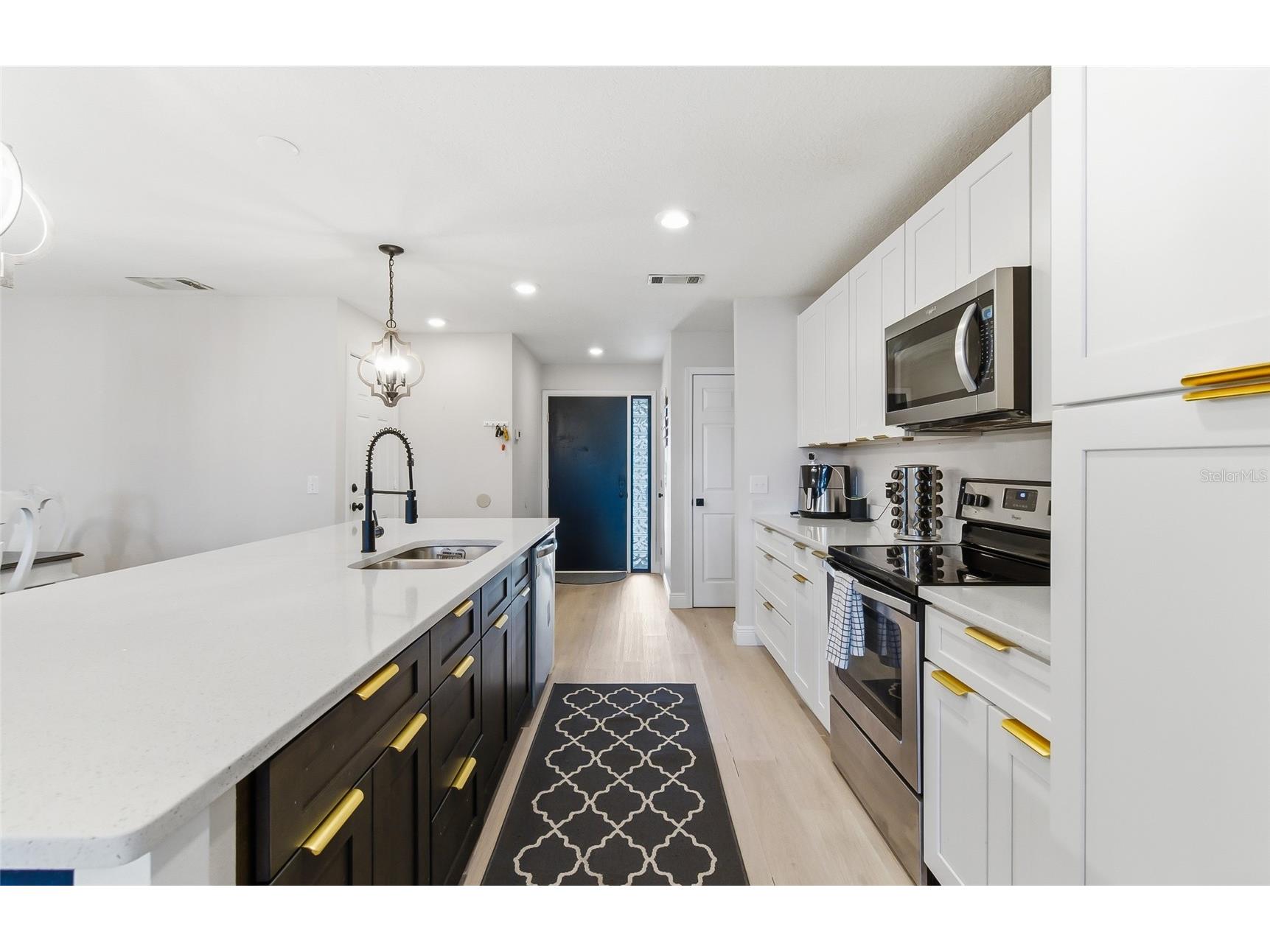 404 King Louis Court Seffner FL 33584 TB8474714 image11