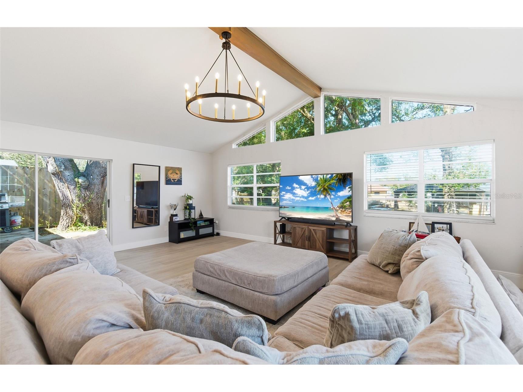 404 King Louis Court Seffner FL 33584 TB8474714 image14