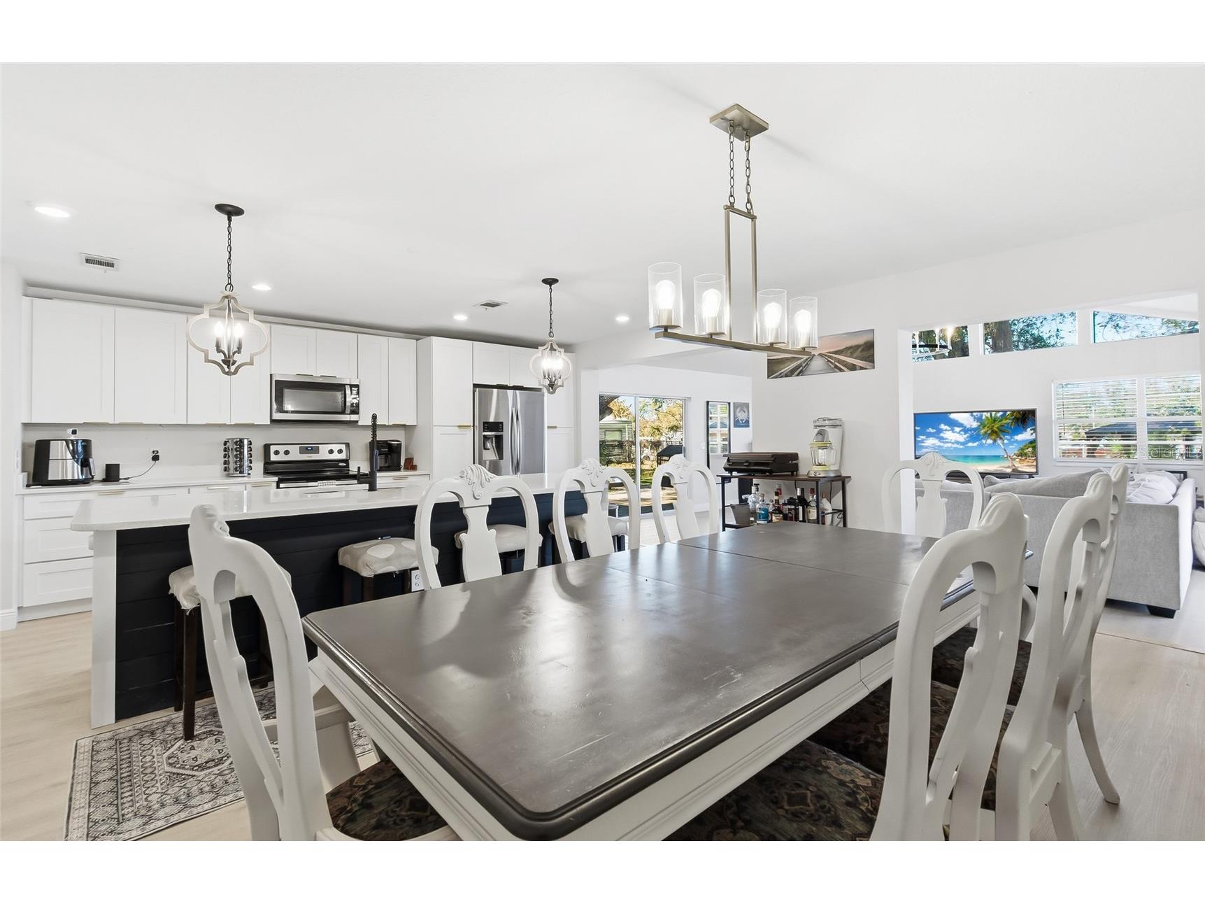 404 King Louis Court Seffner FL 33584 TB8474714 image19