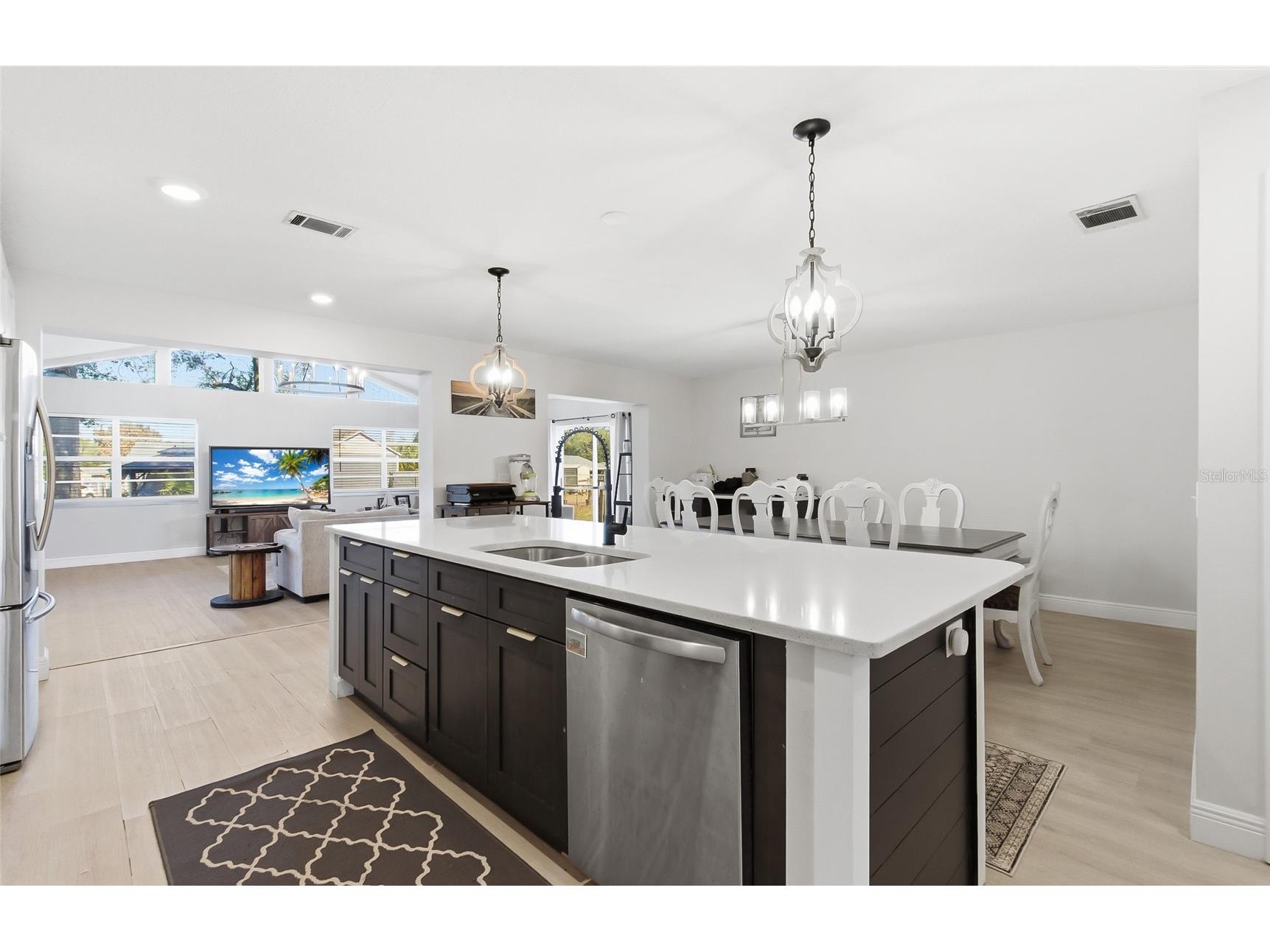 404 King Louis Court Seffner FL 33584 TB8474714 image9