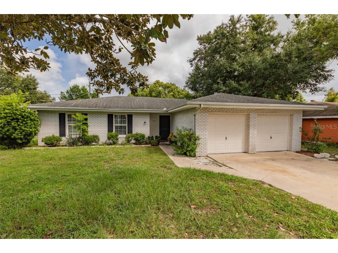 404 Lake Ned Road Winter Haven FL 33884 P4927608 image1