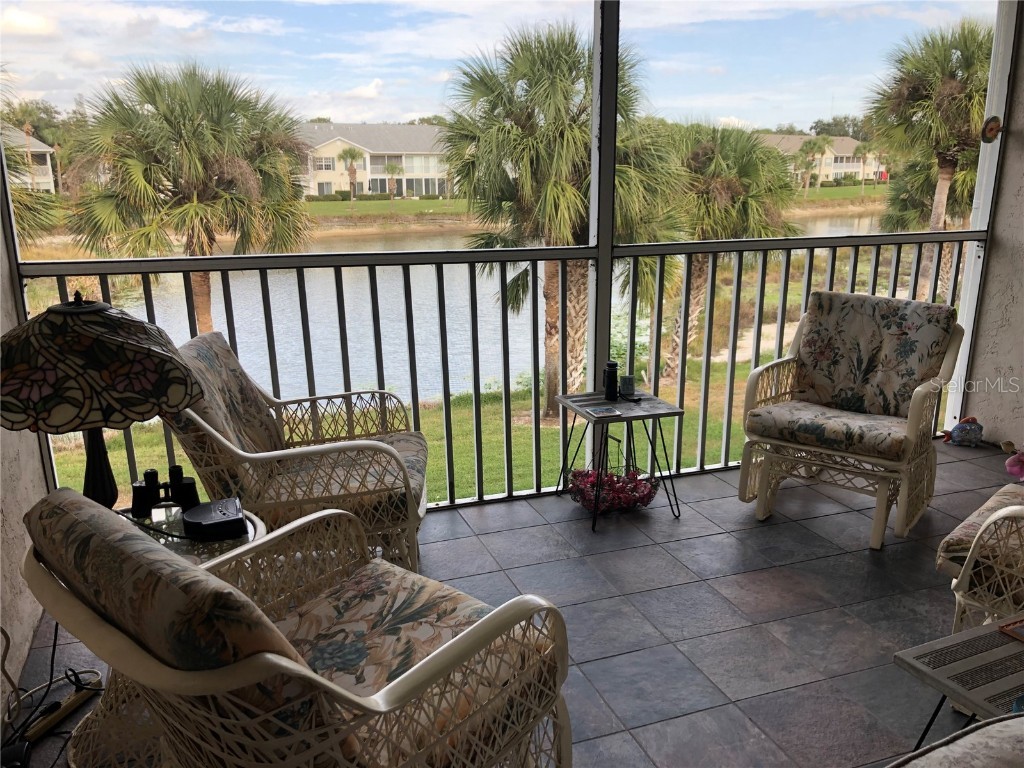 404 Laurel Lake Drive #204 Venice FL 34292 A4591561 image1