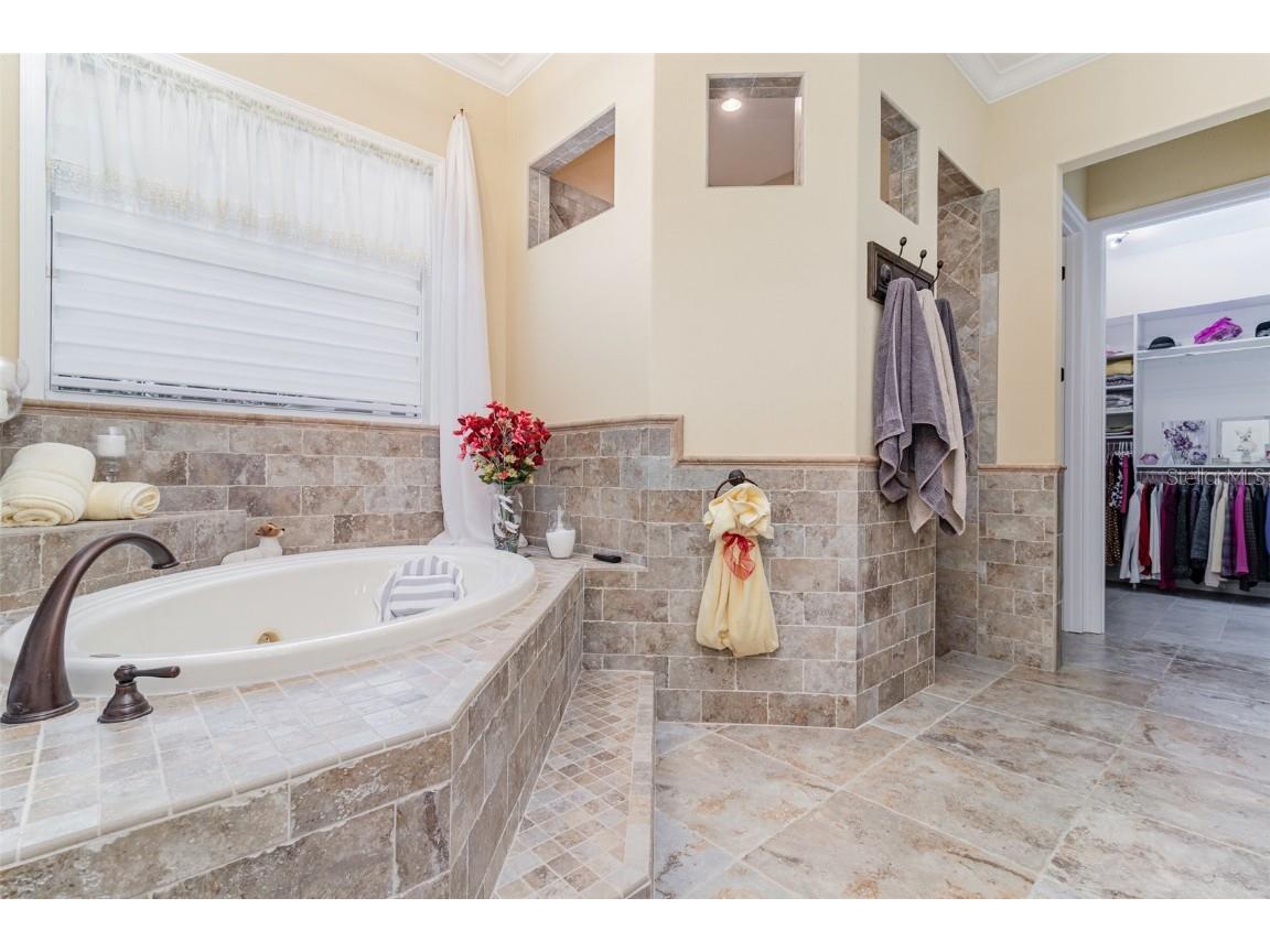 404 Long And Winding Road Howey In The Hills FL 34737 O6365975 image23