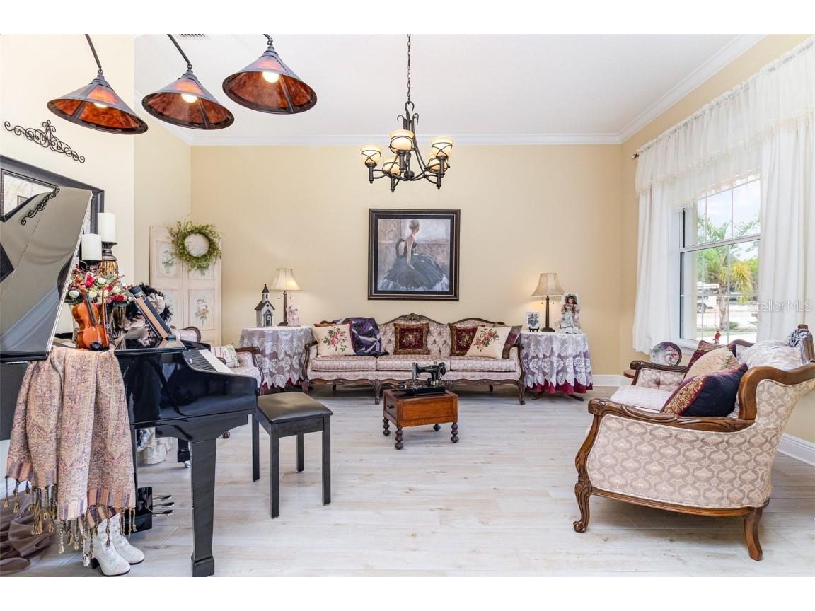 404 Long And Winding Road Howey In The Hills FL 34737 O6365975 image5