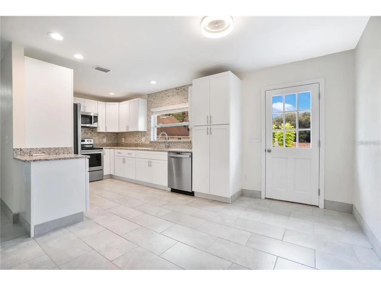 404 Longfellow Boulevard Lakeland FL 33801 L4960124 image11