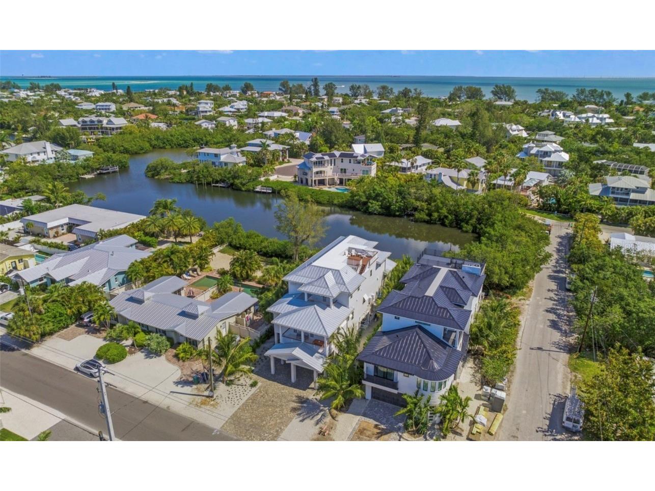 404 North Shore Dr Anna Maria FL 34216 A4612343 image32
