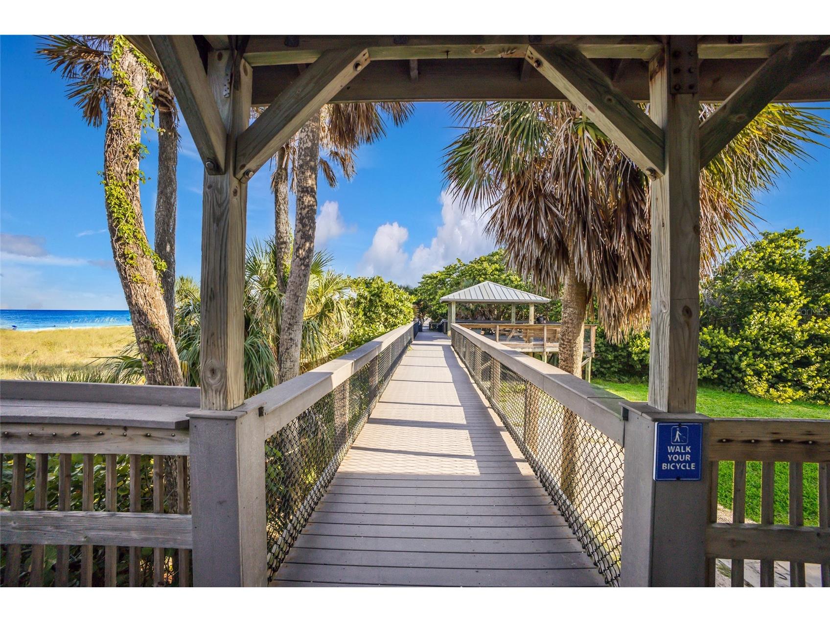 404 Oxford Drive #404 Nokomis FL 34275 A4699074 image34