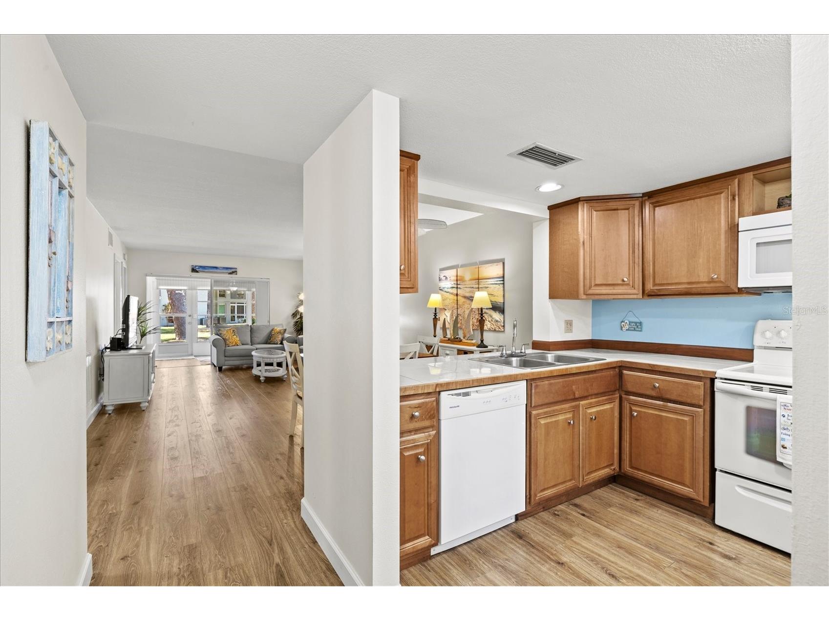 404 Pinebrook Crescent #4 Venice FL 34285 N6144105 image9