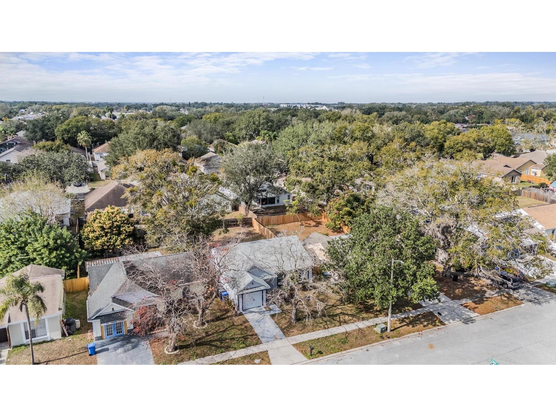 404 Regal Park Drive Valrico FL 33594 TB8461467 image25