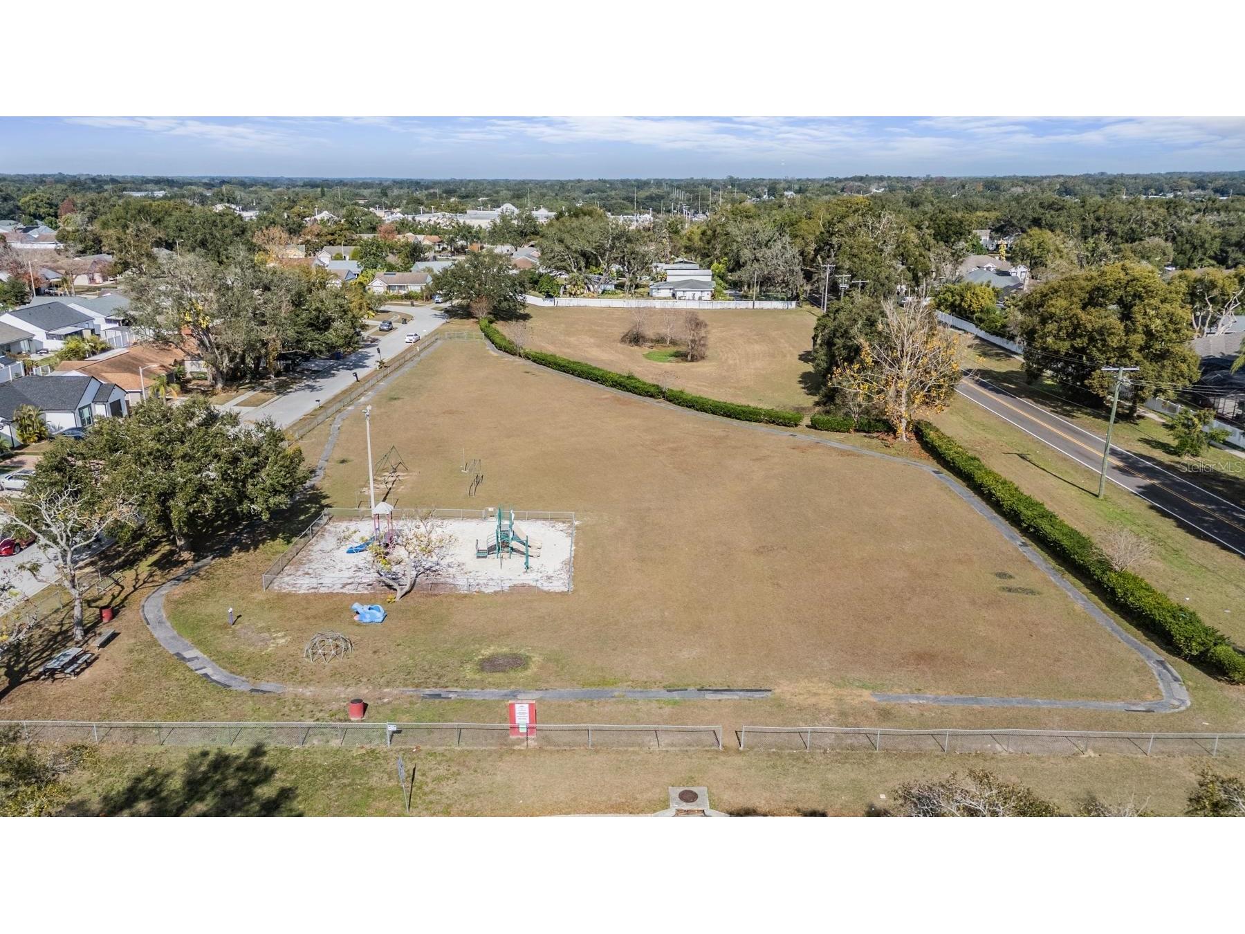 404 Regal Park Drive Valrico FL 33594 TB8461467 image27