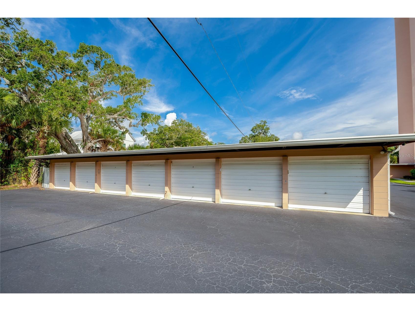 404 S Beach Street #1002 (370) Daytona Beach FL 32114 V4947902 image28