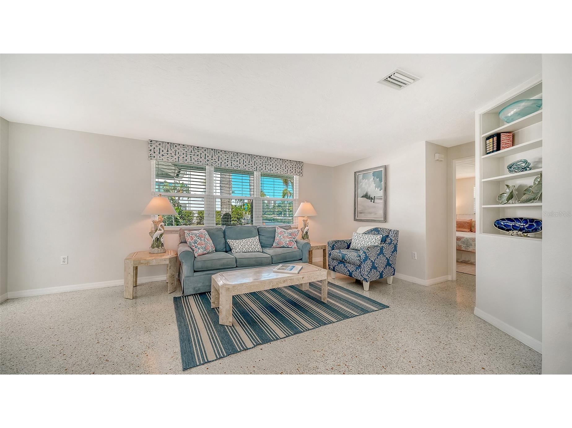 404 S Polk Drive Sarasota FL 34236 A4689616 image4