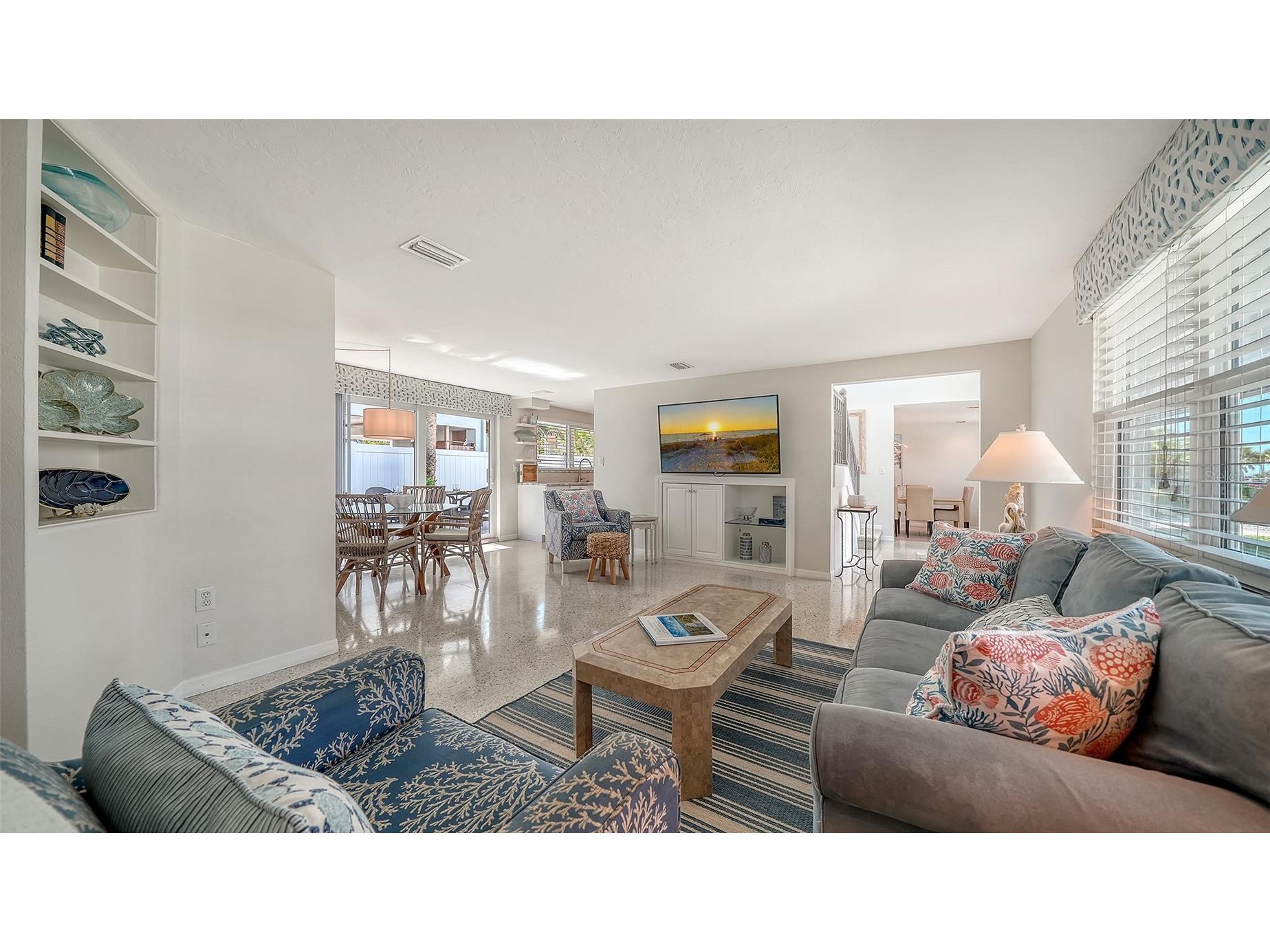 404 S Polk Drive Sarasota FL 34236 A4689616 image6