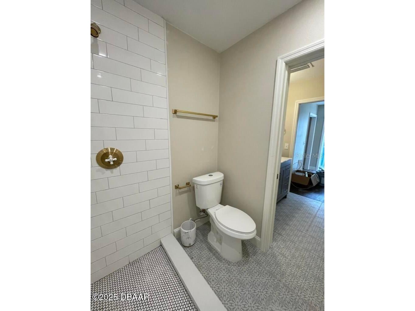 404 S Ridgewood Avenue Daytona Beach FL 32114 V4943079 image24