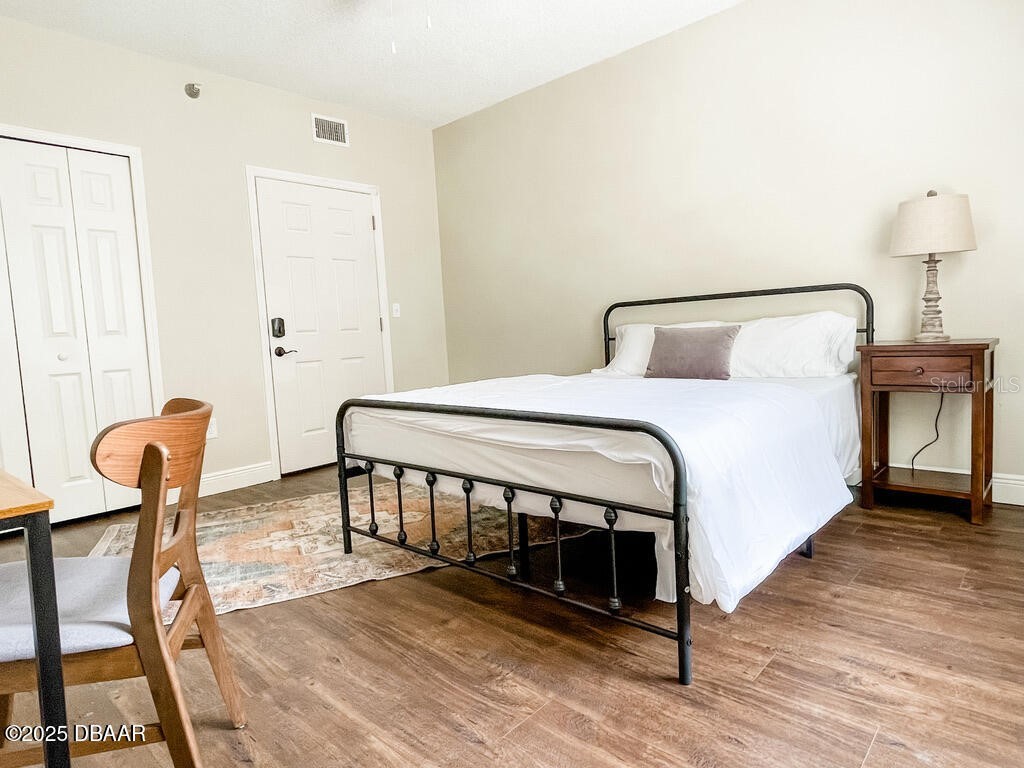 404 S Ridgewood Avenue Daytona Beach FL 32114 V4943079 image30