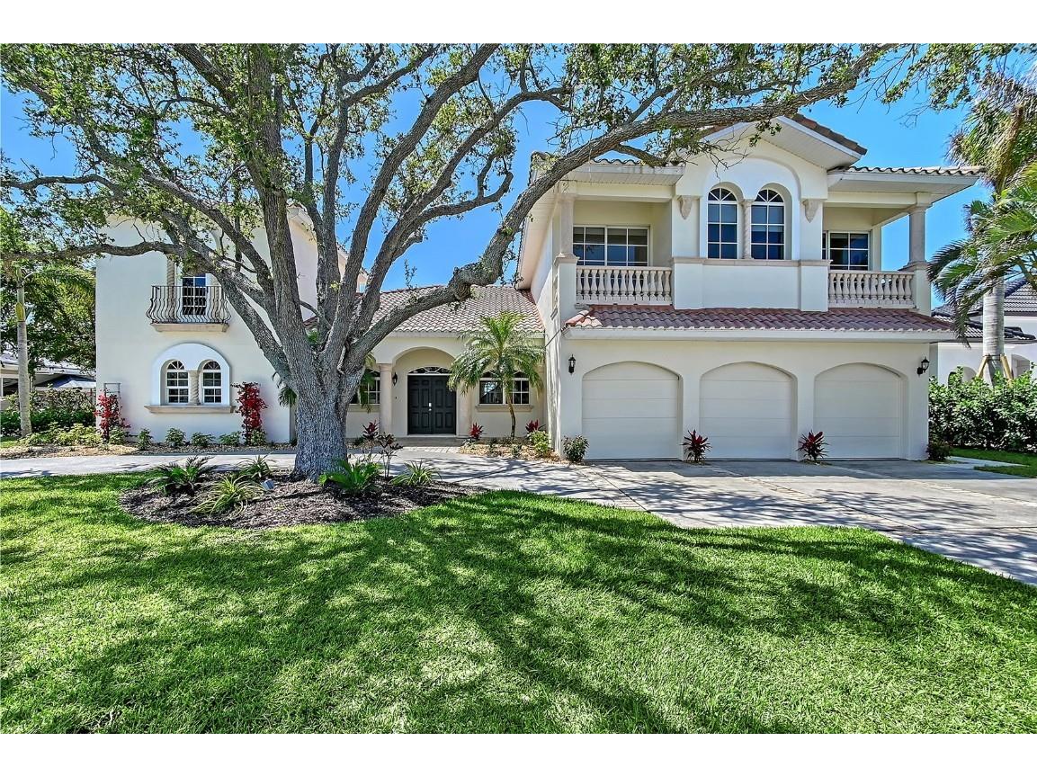 404 S Shore Drive Sarasota FL 34234 - SARASOTA BAY A4648092 image1