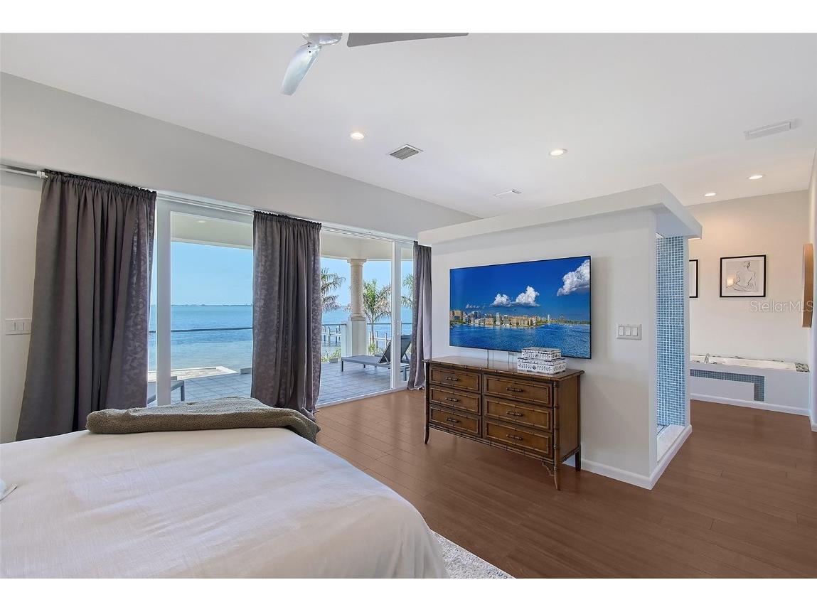 404 S Shore Drive Sarasota FL 34234 - SARASOTA BAY A4648092 image22