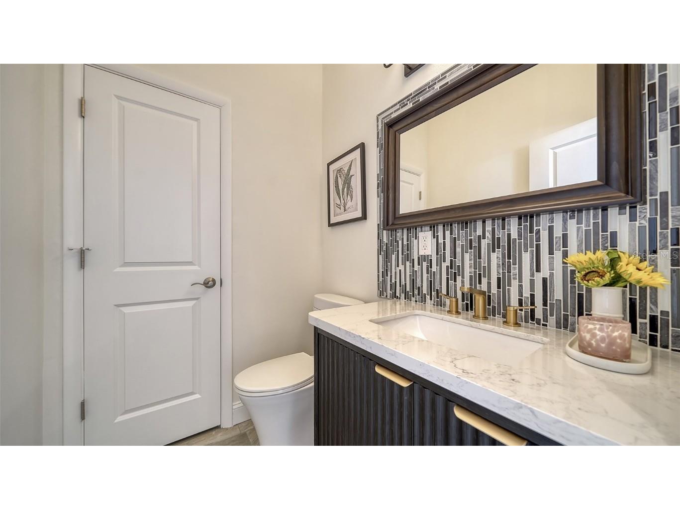 404 S Shore Drive Sarasota FL 34234 - SARASOTA BAY A4648092 image34