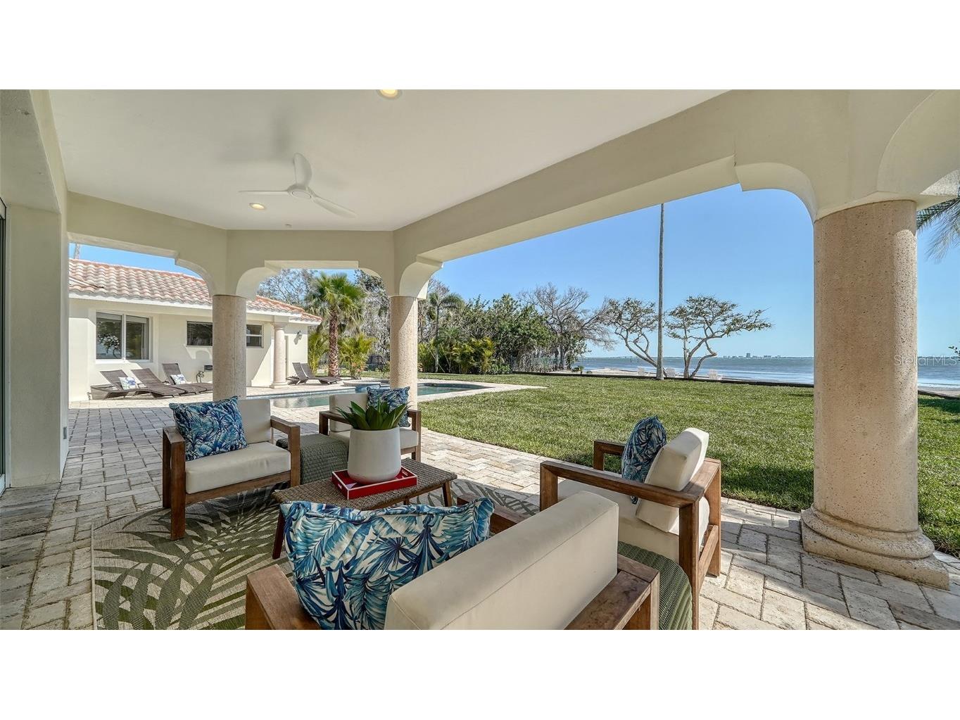 404 S Shore Drive Sarasota FL 34234 - SARASOTA BAY A4648092 image5