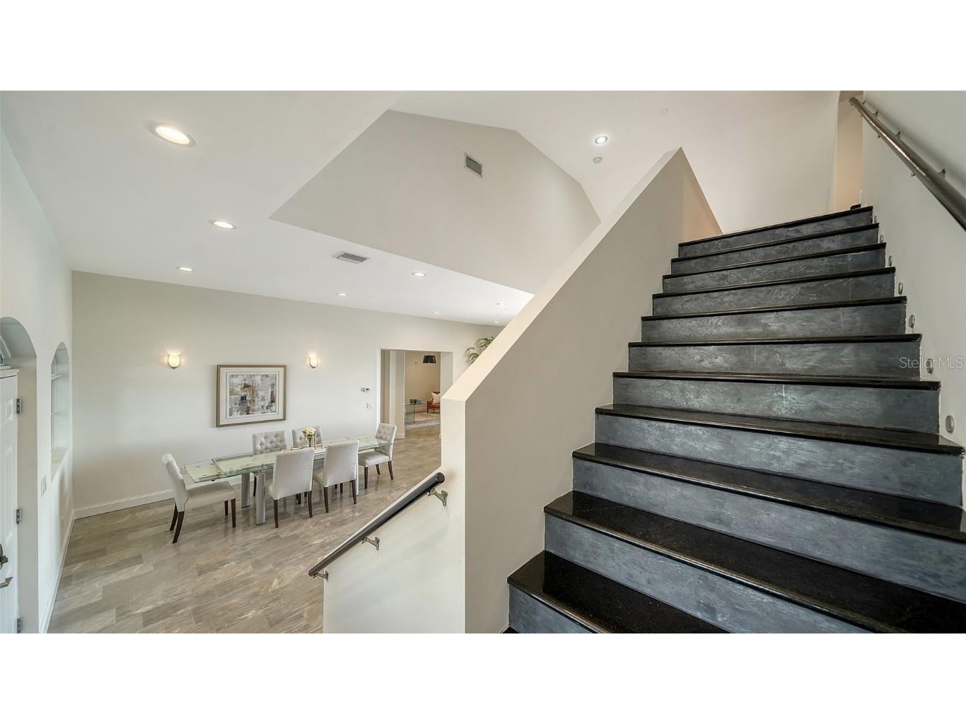 404 S Shore Drive Sarasota FL 34234 - SARASOTA BAY A4648092 image7