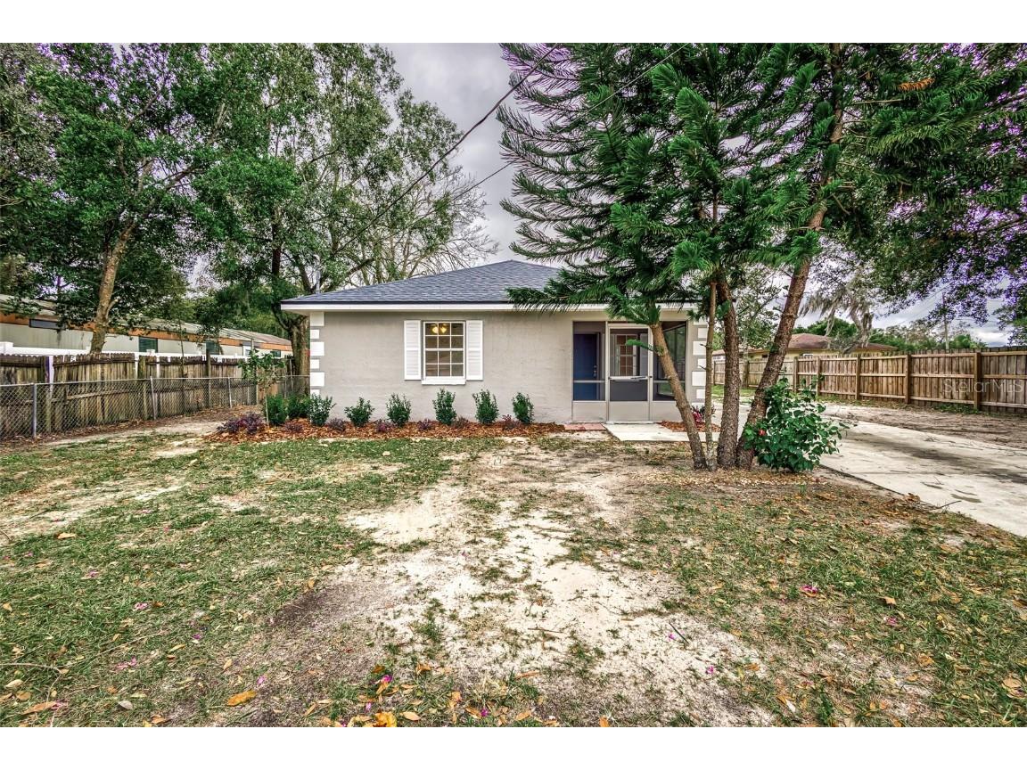 404 Senate Street Auburndale FL 33823 L4941408 image1