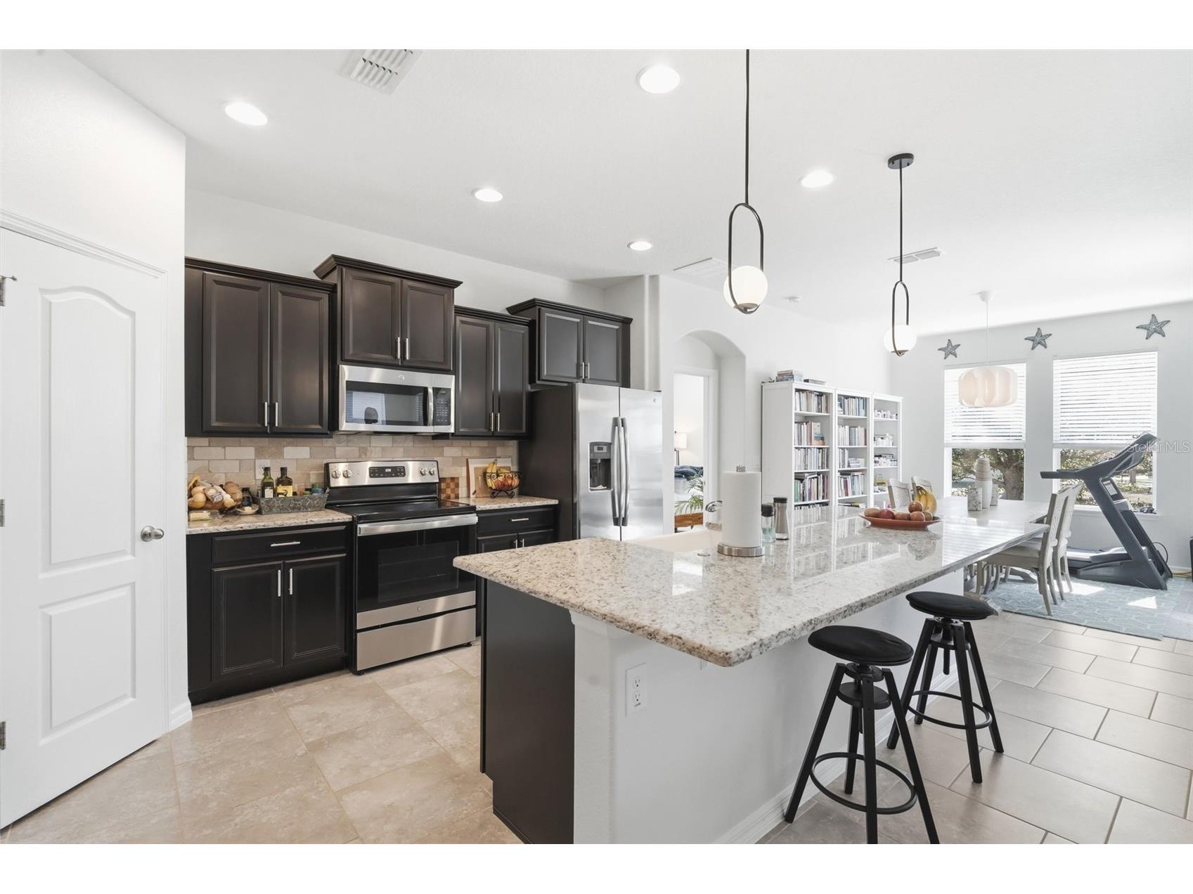 404 W Victoria Trails Blvd Deland FL 32724 V4947572 image11