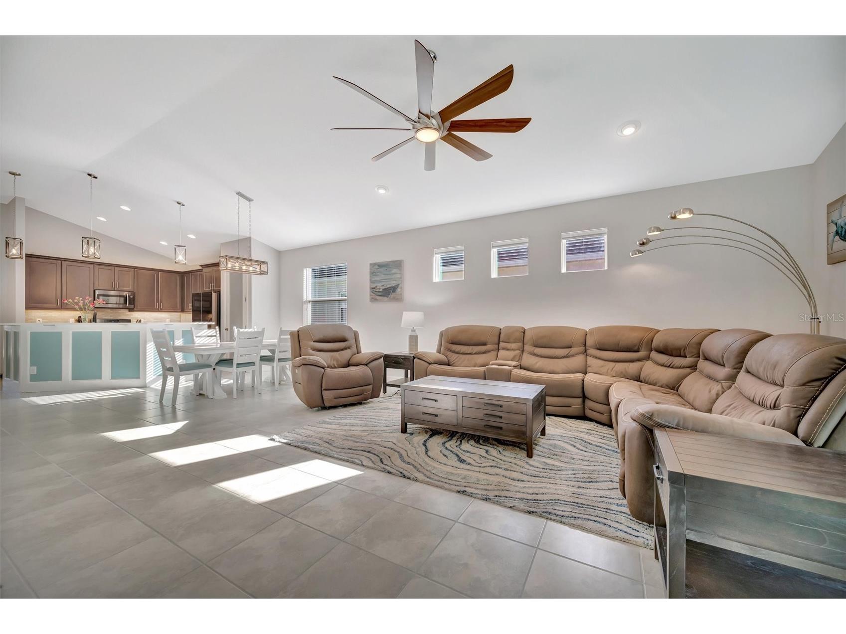 404 Whistler Glen Bradenton FL 34212 A4679001 image47