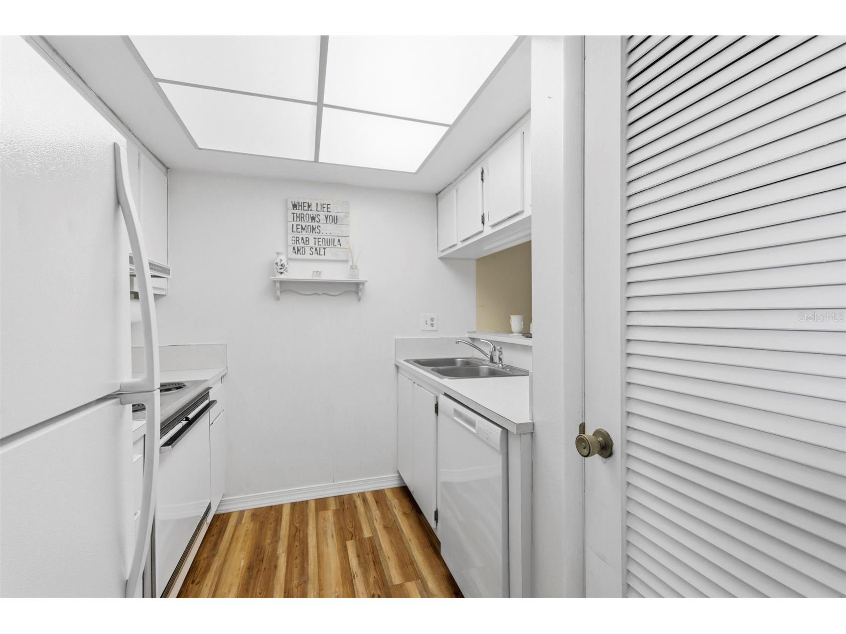 404 Windrush Bay Drive Tarpon Springs FL 34689 TB8498757 image14