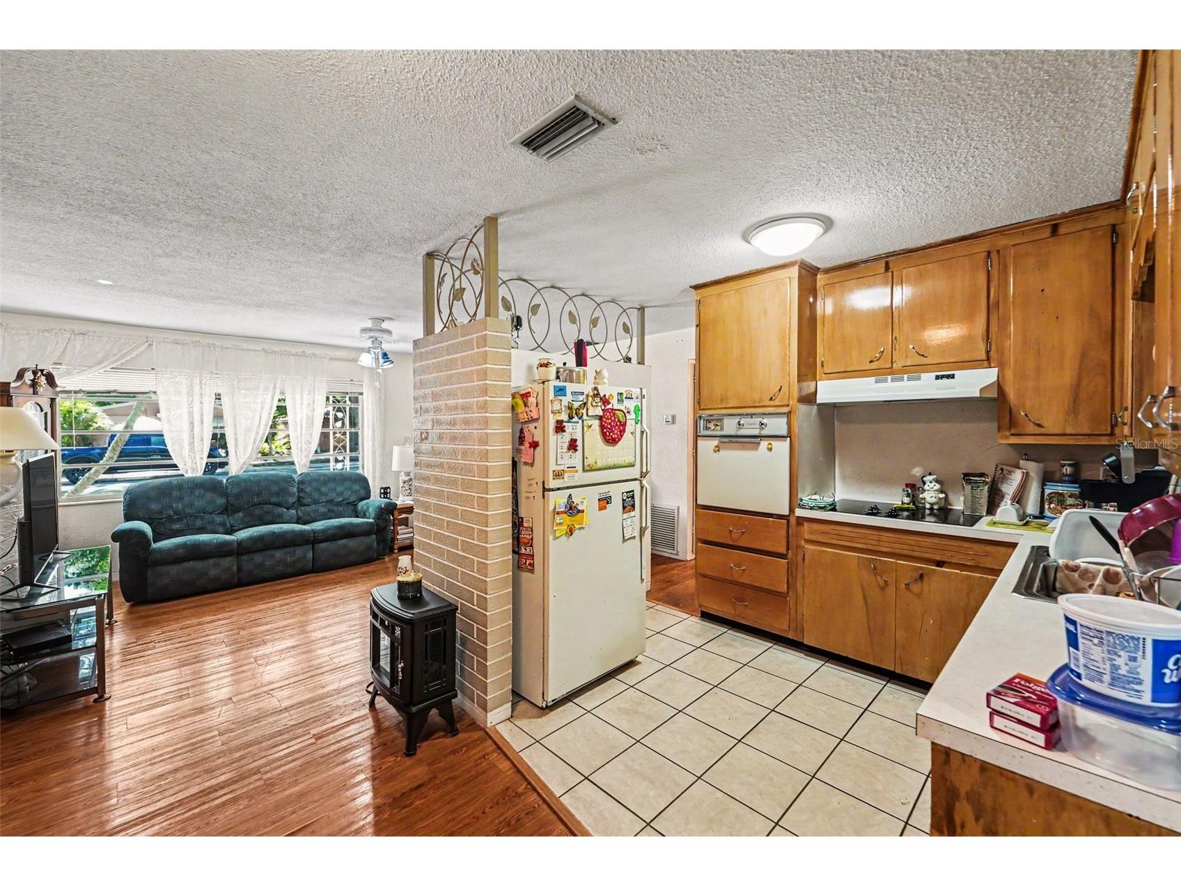 4040 19th St N Saint Petersburg FL 33714 TB8510965 image10