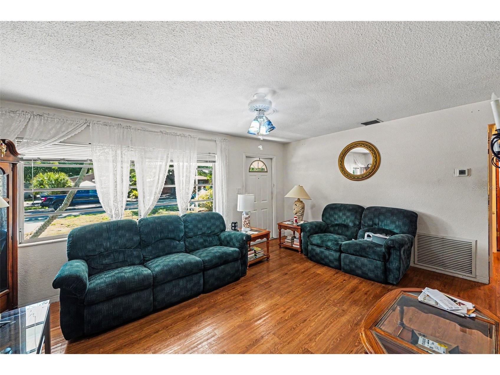 4040 19th St N Saint Petersburg FL 33714 TB8510965 image4