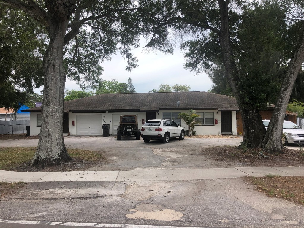 4040 46th Avenue N Saint Petersburg FL 33714 U8200599 image1