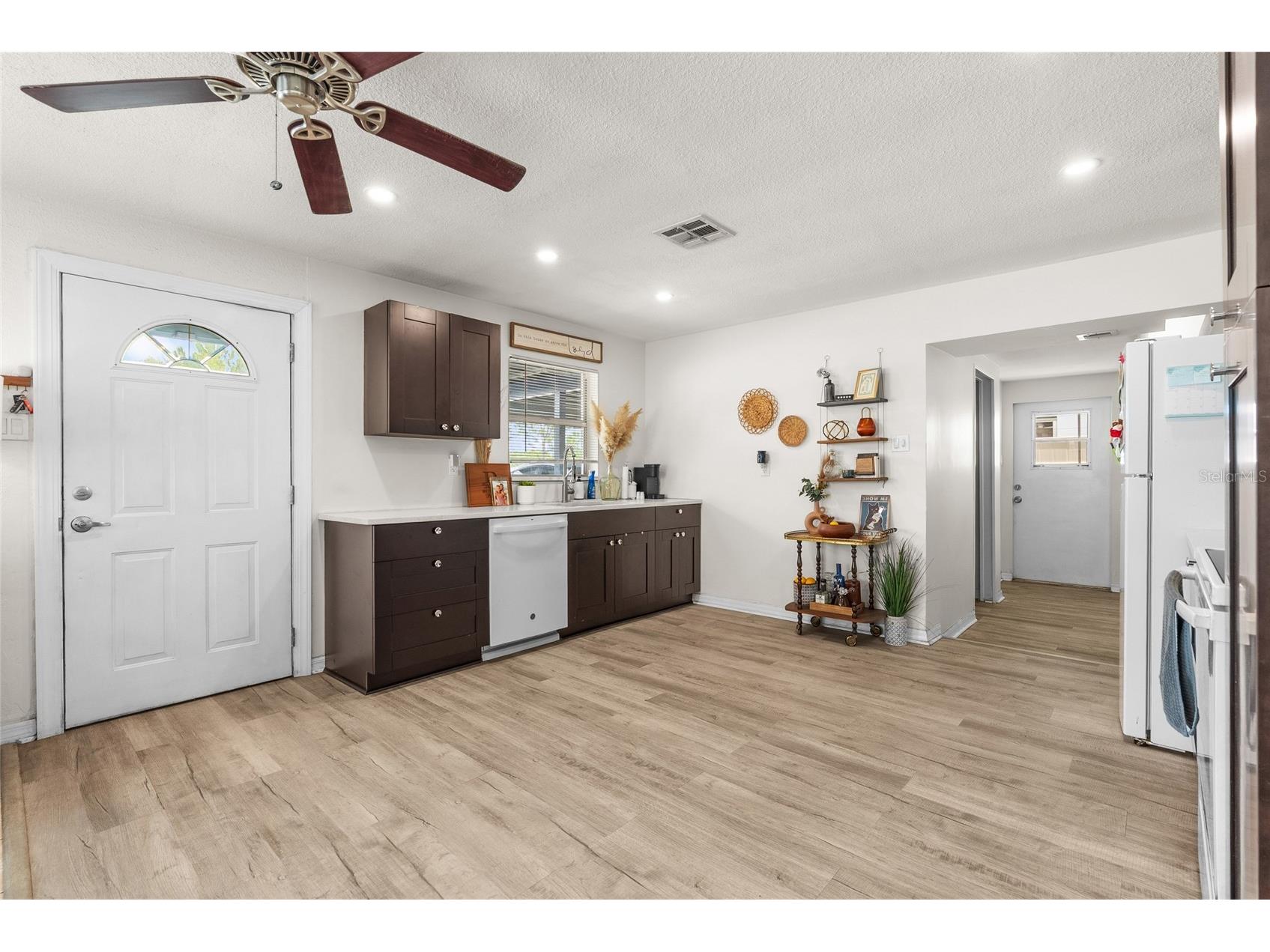 4040 68th Avenue N Pinellas Park FL 33781 TB8492611 image8