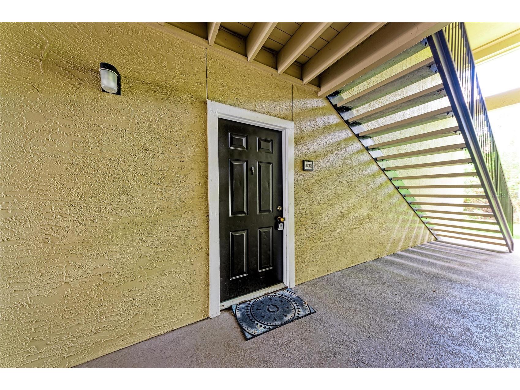 4040 Crockers Lake Boulevard #12 Sarasota FL 34238 N6144360 image3