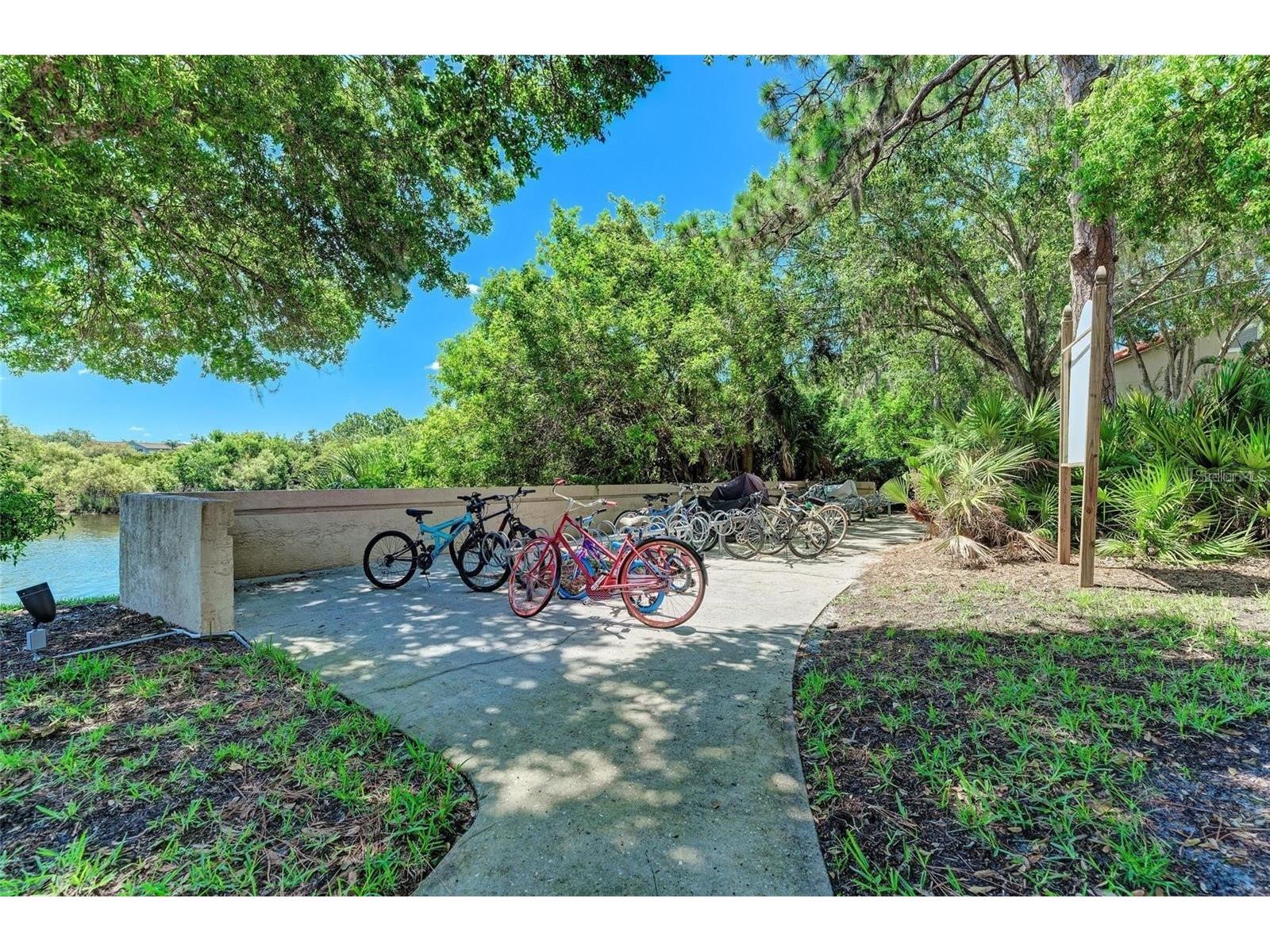4040 Crockers Lake Boulevard #1717 Sarasota FL 34238 A4679678 image36