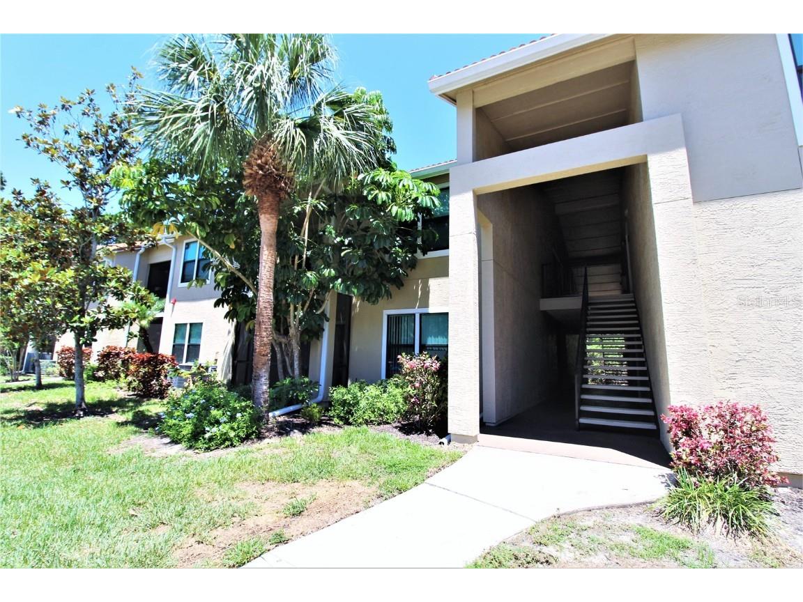 4040 Crockers Lake Boulevard #1725 Sarasota FL 34238 A4582445 image1