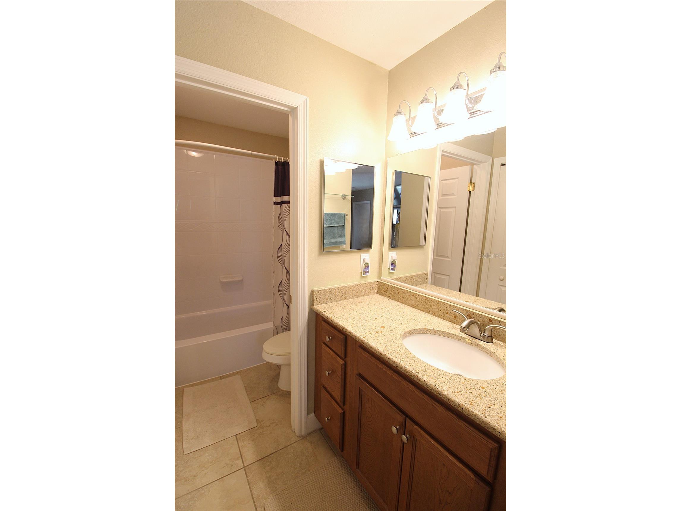 4040 Crockers Lake Boulevard #1725 Sarasota FL 34238 A4682542 image12