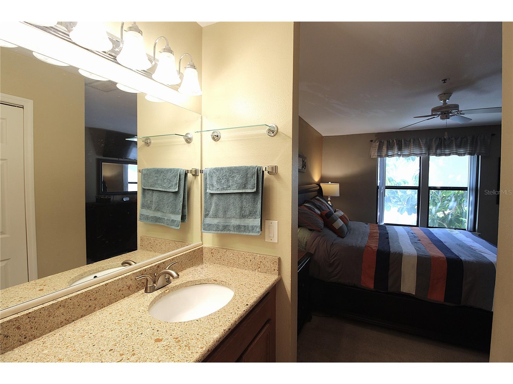 4040 Crockers Lake Boulevard #1725 Sarasota FL 34238 A4682542 image14
