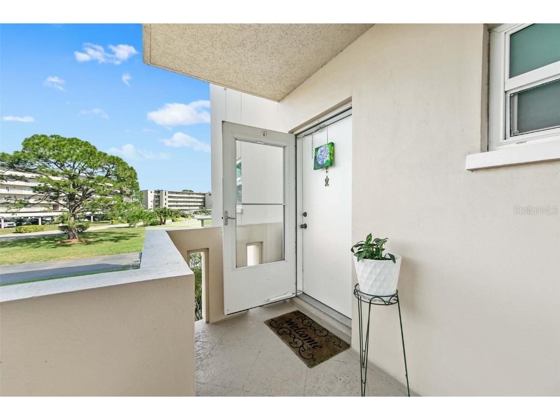 4040 Ironwood Circle #201F Bradenton FL 34209 A4595921 image1