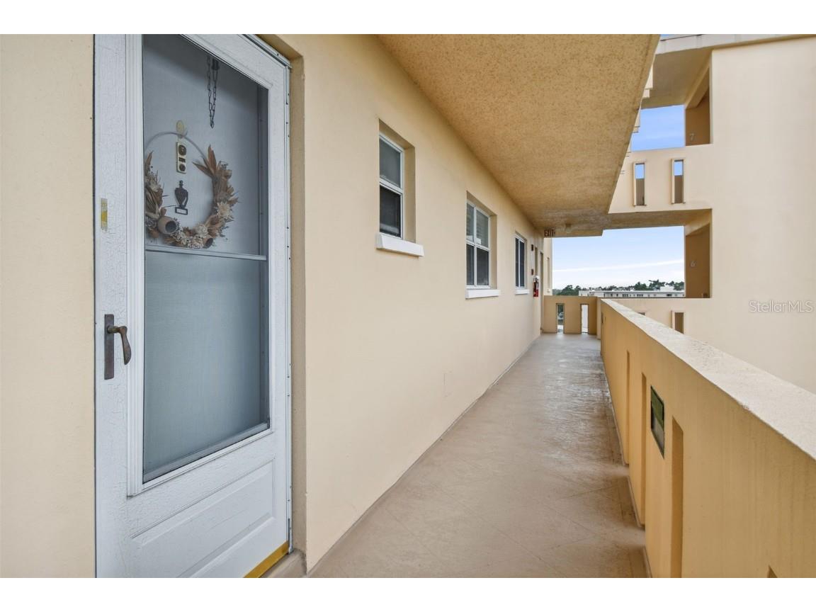 4040 Ironwood Circle #605F Bradenton FL 34209 W7868701 image1