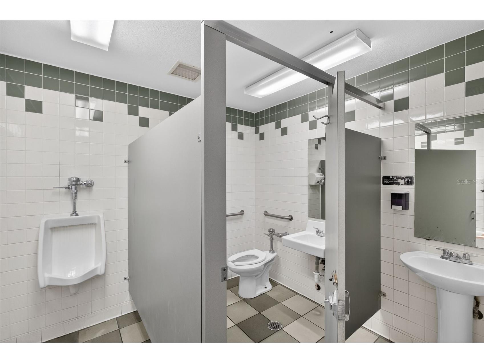 4040 Us Highway 27 S Sebring FL 33870 O6386988 image21