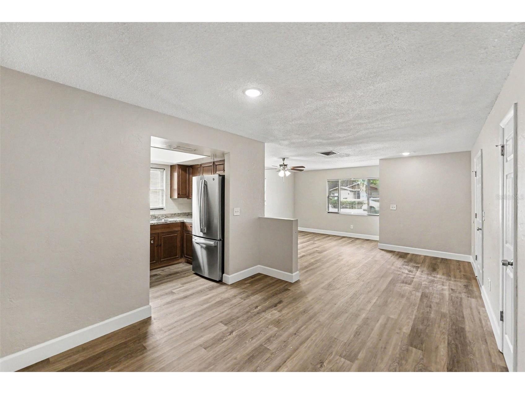 4041 53rd Avenue N Saint Petersburg FL 33714 O6414752 image4