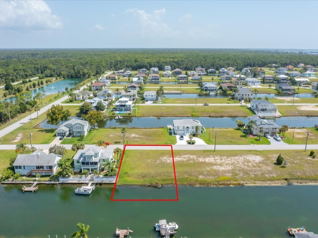 4041 Cobia Drive Hernando Beach FL 34607 - INDIRECT ACCESS TO GULF W7847505 image5