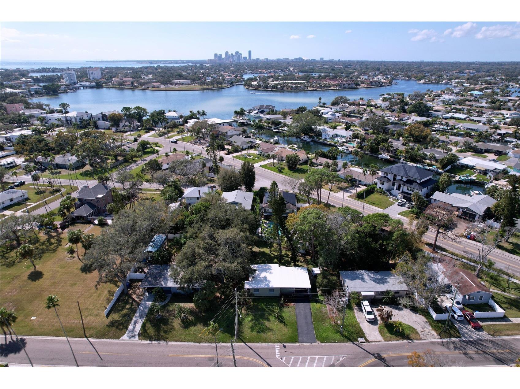 4042 Arkansas Avenue NE Saint Petersburg FL 33703 TB8472546 image39