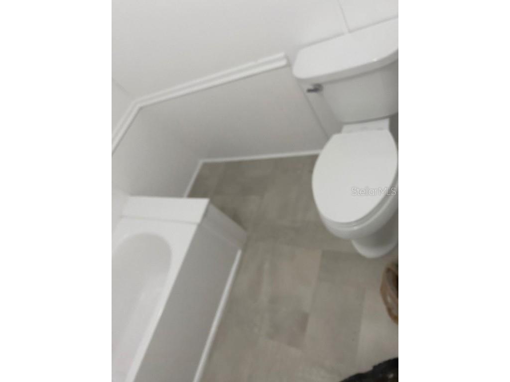 4042 Court Street Zephyrhills FL 33542 TB8446410 image9