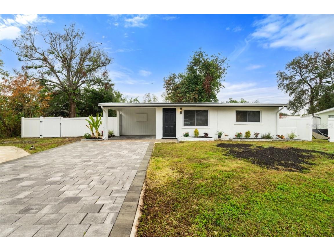 4042 Radnor Place Sarasota FL 34233 A4637473 image1