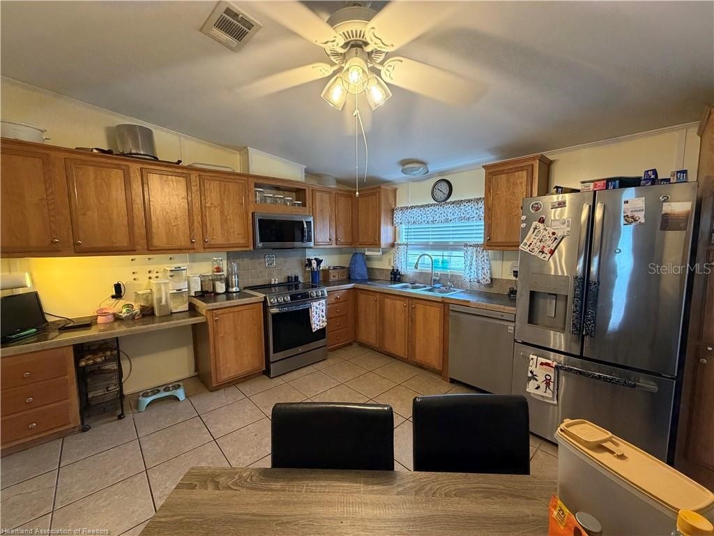 4042 SE 25th Street Okeechobee FL 34974 C7526806 image11